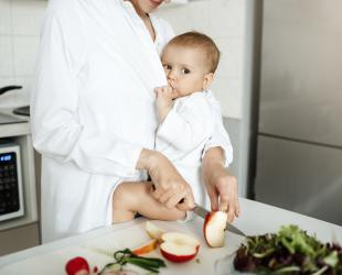 breastfeeding in kitchen
