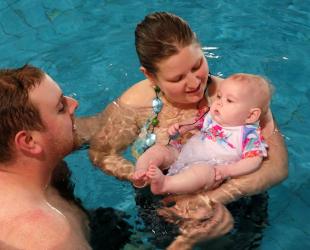 Breastfeeding in swimming pool