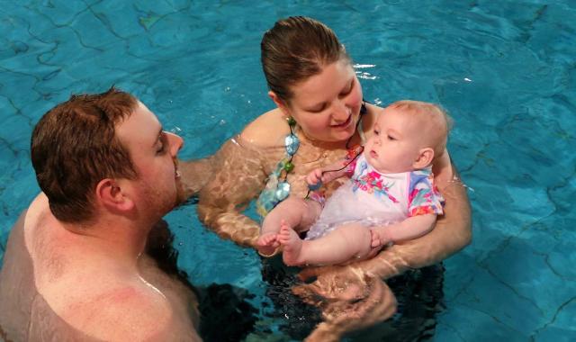 Breastfeeding in swimming pool